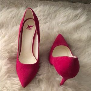 HOT Pink heels